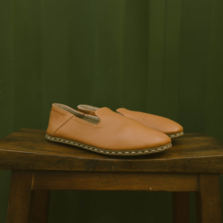 Women's Barefoot Grounding Slip-on Shoes / Natural by Raum