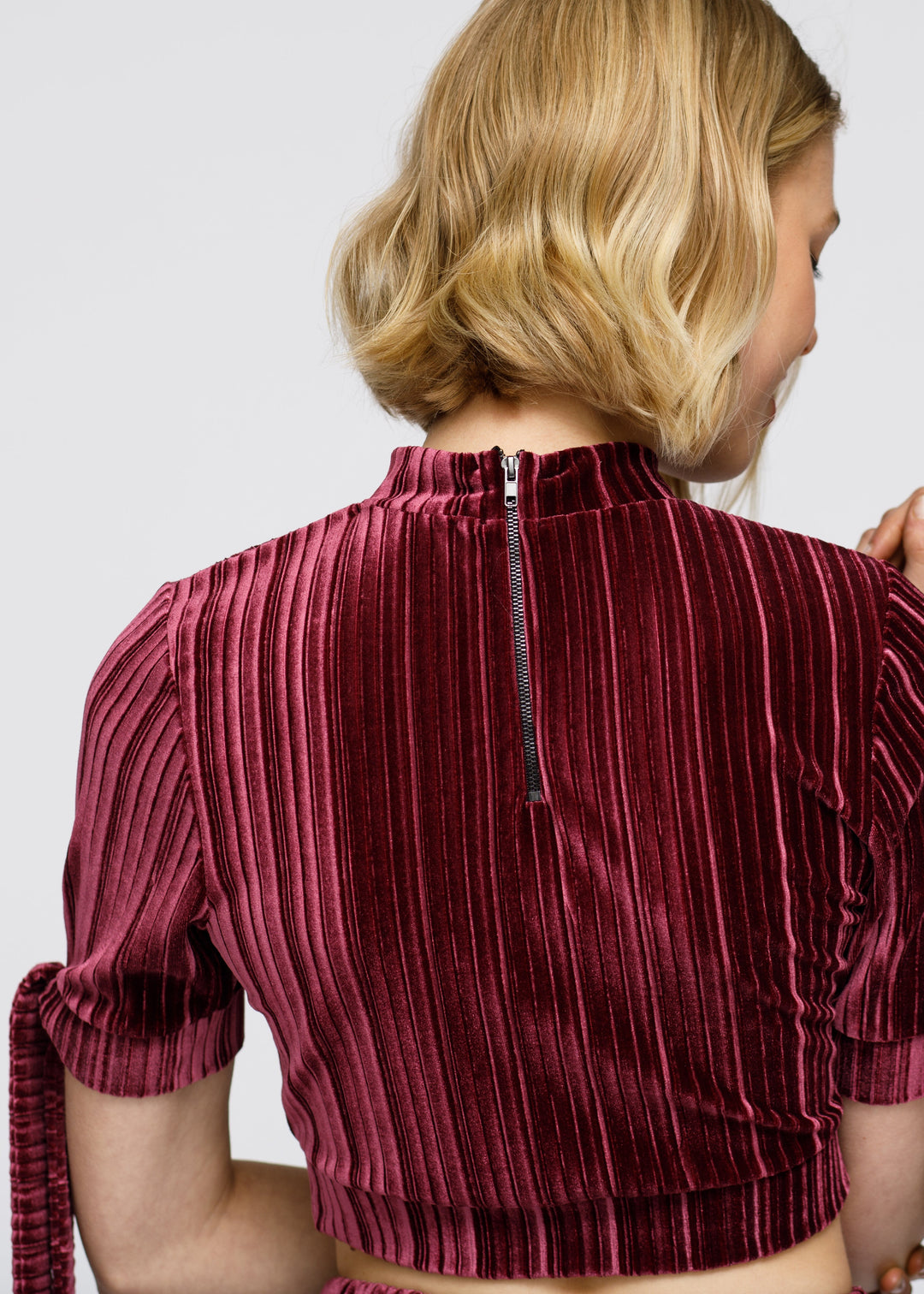 Women's Mock-Neck Velvet Crop Top In Mulberry by Shop at Konus